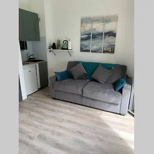 Vue /parking Privatif Appartement Saint-Raphaël